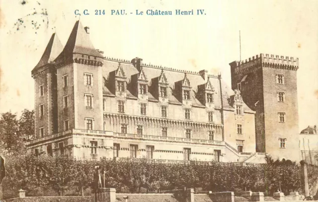 64 Pau Chateau