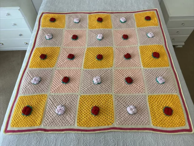 Handmade Colourful Floral Crochet Afghan/Lap Blanket Acrylic 135 cm²