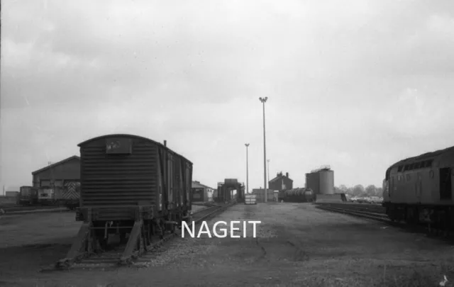 35mm Railway Negative  WHITEMOOR YARD MARCH 1982 #7633