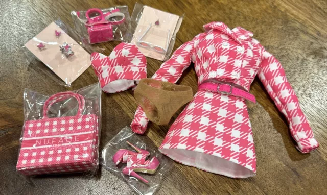 COMPLETE OUTFIT Pink It Print Nadja Rhymes Nu Face Integrity Toys 12"