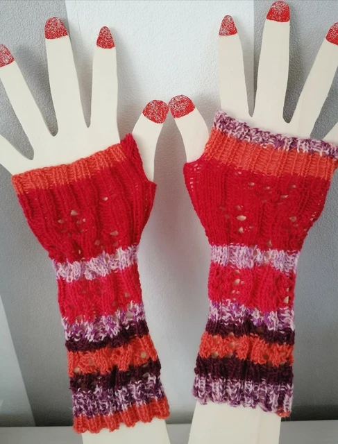 Armstulpen 🧤Lagenlook ❄️🍹Loch / Zopfmuster ❄️*Handmade🐑Schurwolle 🐑