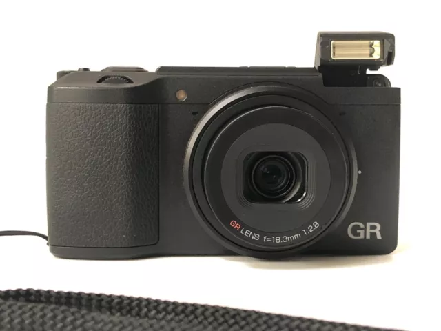 Ricoh GR II Compact Digital Camera 16.2MP APS-C - MINT CONDITION