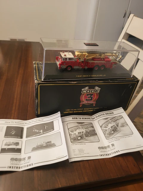 FDNY MACK CF Aerialscope L 31 Code 3 Scale 1/64 Seagrave Ladder Co 31 ...