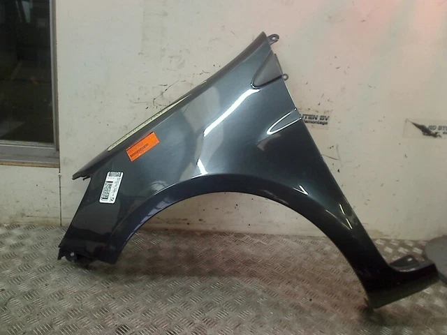 Parafango Anteriore Sinistro Per Renault Clio III (2005-2012) | Sostituzione OEM 7701476102