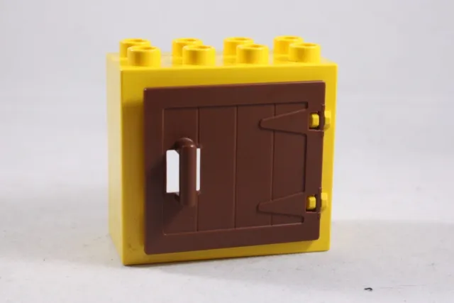 Lego DUPLO YELLOW WINDOW DOOR 2X4X3 1 with BROWN WOODEN GATE  Handle