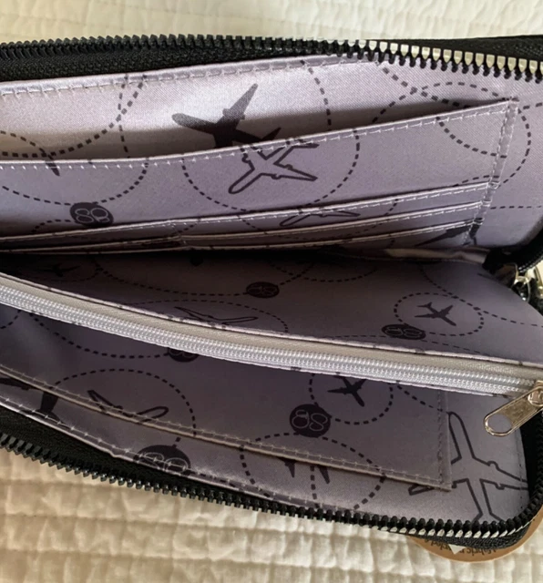 Samantha Brown To-Go Travel Wristlet Black 3