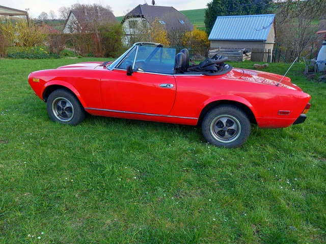 Oldtimerauto FIAT-Spider Bj.1979 Oldtimerauto FIAT-Spider Bj.1979