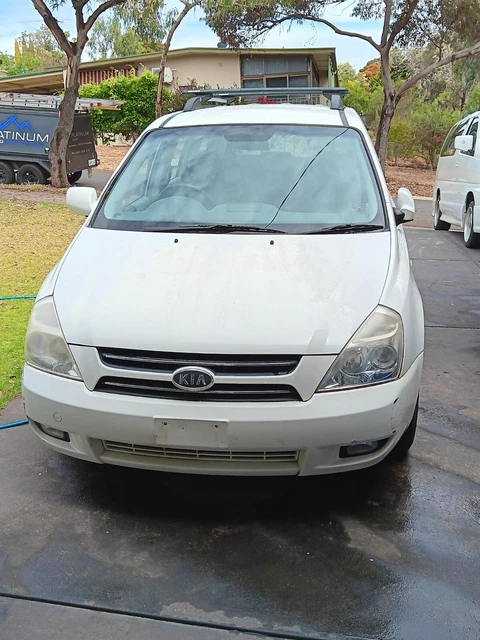 kia carnival/grand carnival 2006 vq mpv 3.8 mkiii 2