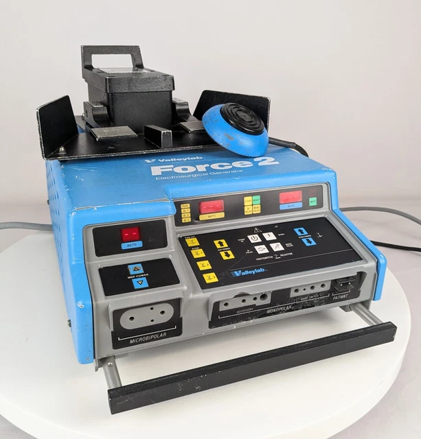 Valleylab Force 2-20 ESU Generator w/Monopolar and Bipolar Footswitches