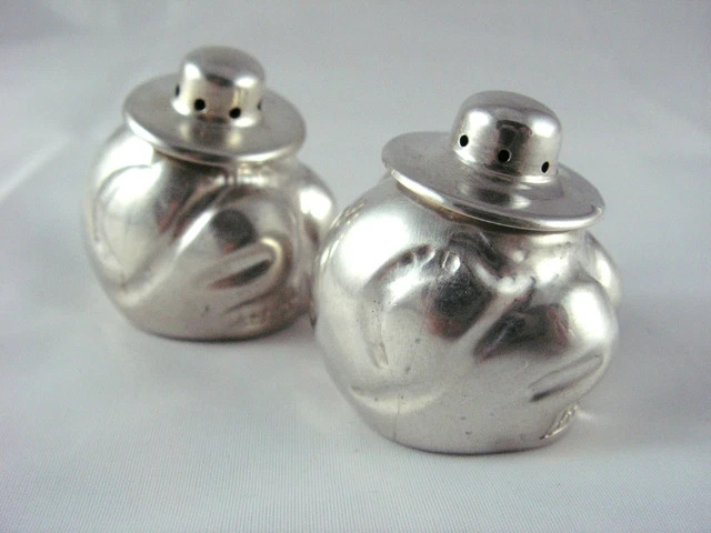 Paire De Saleron Saliere & Poivriere Forme De Personnages En Argent Massif