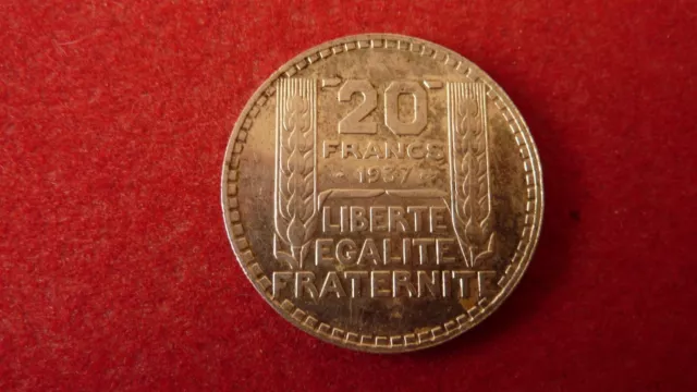 Tres Belle Piece De 20 Francs Argent Turin 1937 , Rare,Petit Prix !