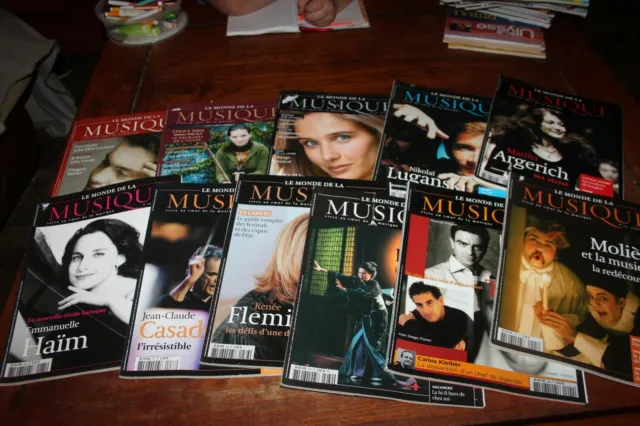 LOT  11 revues / magazines  * LE MONDE DE LA MUSIQUE *   2004 / 2005  TBE