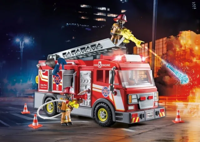 Feuerwehrauto Fire Truck m. Zubehör City Aktion, Playmobil 71233 neu OVP 3