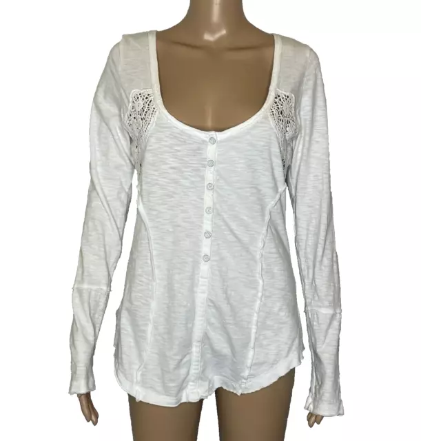 Women's Medium Free People Keepsake White Crochet Button Front Henley Shirt