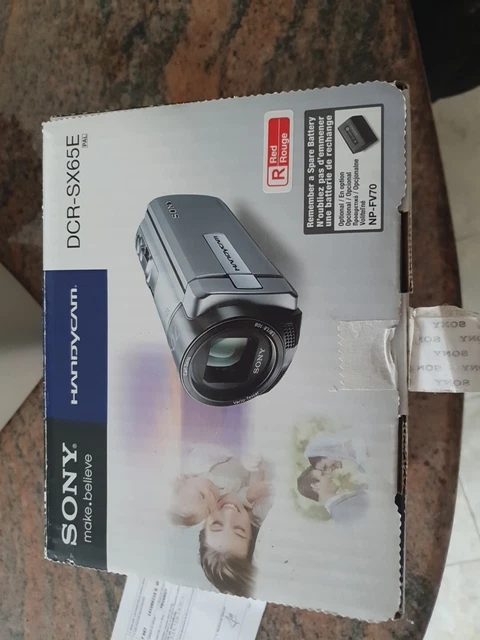 Sony Handycam DCR-PC53E - Caméscope - 800 kilopixel Sony Handycam DCR-PC53E - Caméscope - 800 kilopixel