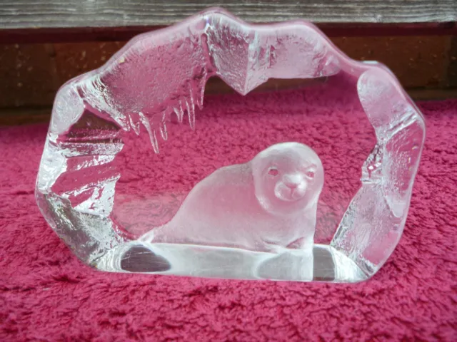 Mats Jonasson Seal Crystal Glass Paperweight Numbered & Signed .