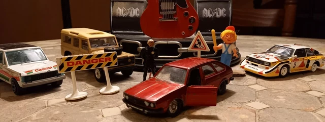 Miniature Norev: RENAULT R30 TS - 1/43e - Collection
