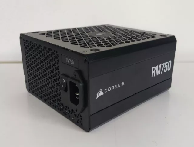 Corsair 750W RM750 80 PLUS Gold Fully Modular Gaming Power Supply Quiet ATX PSU