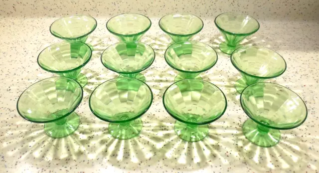 Set 12 Federal Glass Co. Paneled Green Depression Pudding Sherbet Pudding Cups