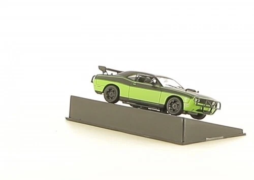 Norev 1/43 Dodge Challenger SRT-8 2008 - Violet Plum Crazy - Réf 950031 - Neuve