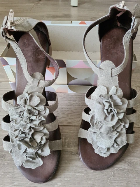 SANDALO CAMOSCIO BEIGE grigio Ghigo calzature numeri grandi donna