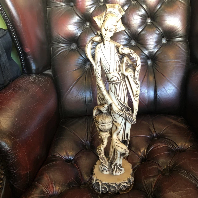 Vintage Tall Oriental Chinese Women Resin Figurine 46 cm With Very Impressive