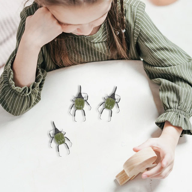 2Pcs Learning Toys Fake Bugs Kids Toy Cognitive Prop Kids Toddlers