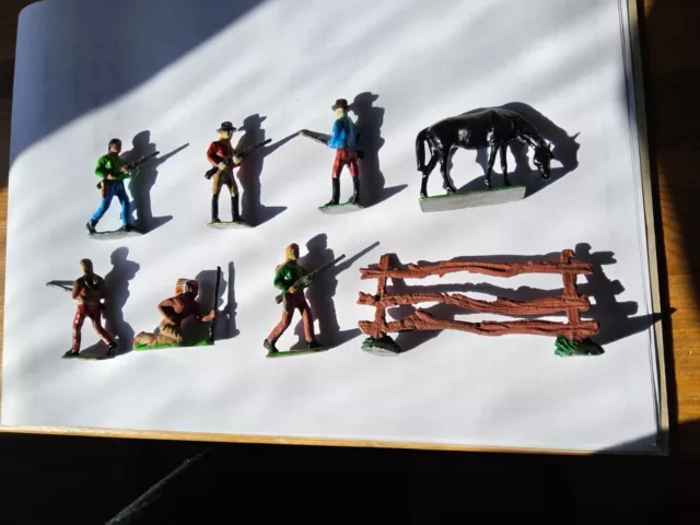 DIORAMA -WILD WEST, 8 Zinnfiguren