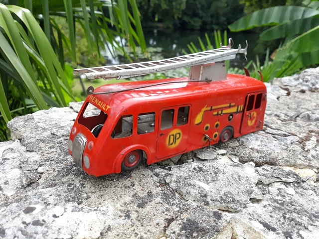 Camion jouet ancien en tôle | Kaufen auf