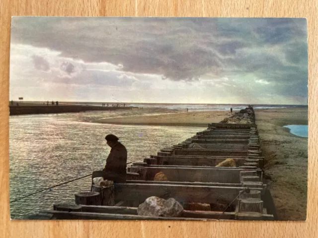 Carte postale ancienne Mimizan plage (Landes) Coucher de soleil / pêcheur