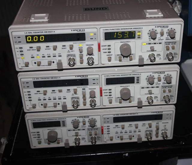 HAMEG HM8001-2 Dual Mainframe Power Supply Grundgerät