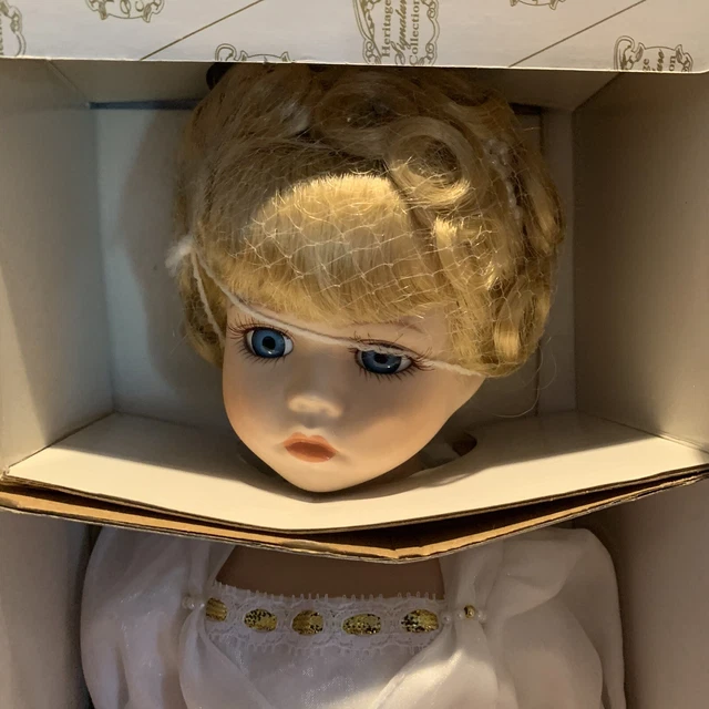 Millenium Guardian Angel Doll Grace #12244 Heritage Signature Collection-2000