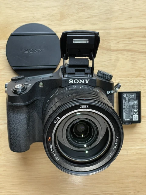 Sony Cyber-Shot DSC-RX10 III M3 Bridge Camera 4K 600mm travel zoom (parts)