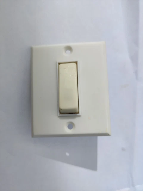 Interrupteur Va-et-vient Legrand Mistral - Modèle Fer 83211 - Occasion Fonctionnel