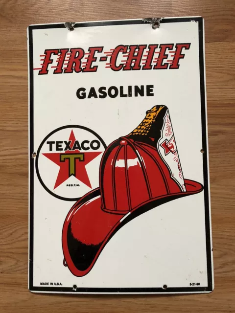 Vintage Texaco Fire Chief Motor Oil Porcelain Metal Gasoline Service Pump Sign