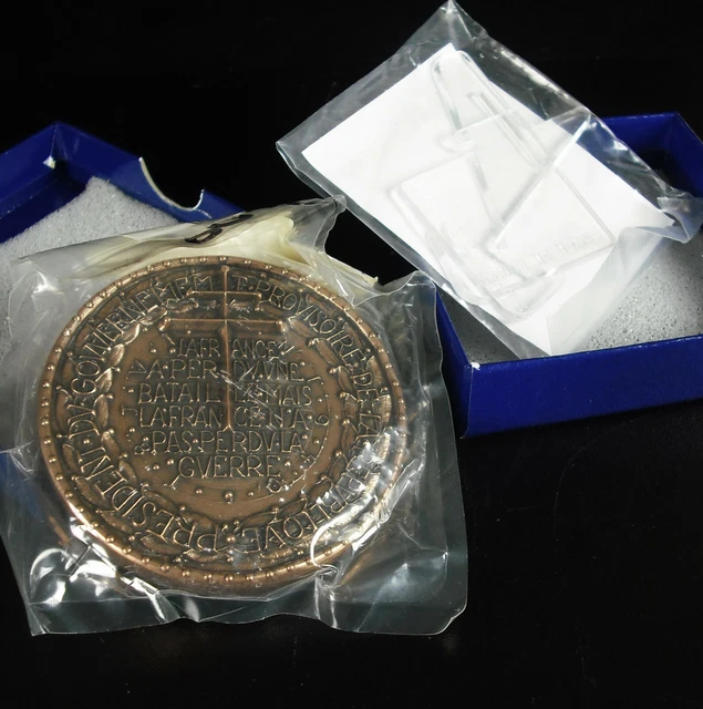 Médaille Commémorative Général De Gaulle 18 Juin 1972 - Par De Jaeger, Cuivre, Année 1975