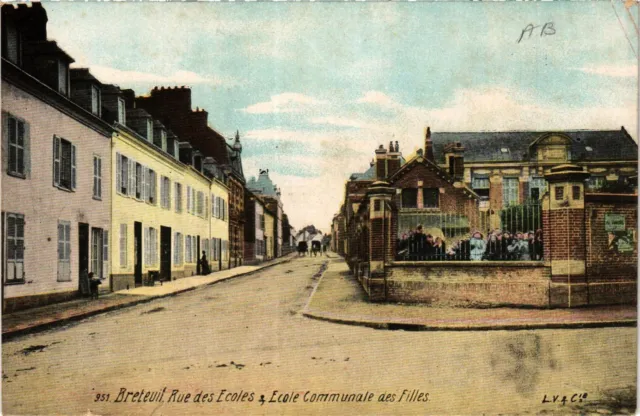 CPA BRETEUIL - Rue des Écoles & École Communale des Filles (423785)