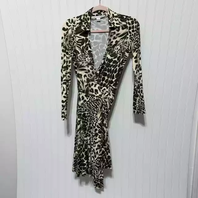 Diane Von Furstenberg Leopard Animal Print Long Sleeve Wrap Dress Size 2