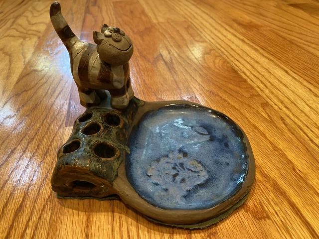 Ceramic Pottery Cat Toothbrush & Soap Holder Or Pen Or Paintbrush Holder