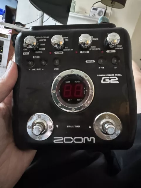 ZOOM G2 Guitar Effects Pedal  Multi Effects Unit - K11