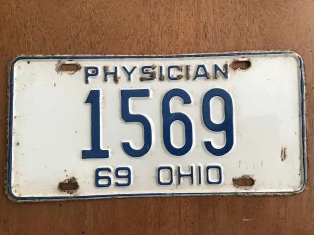 1969 Ohio Physician License Plate Tag 1569
