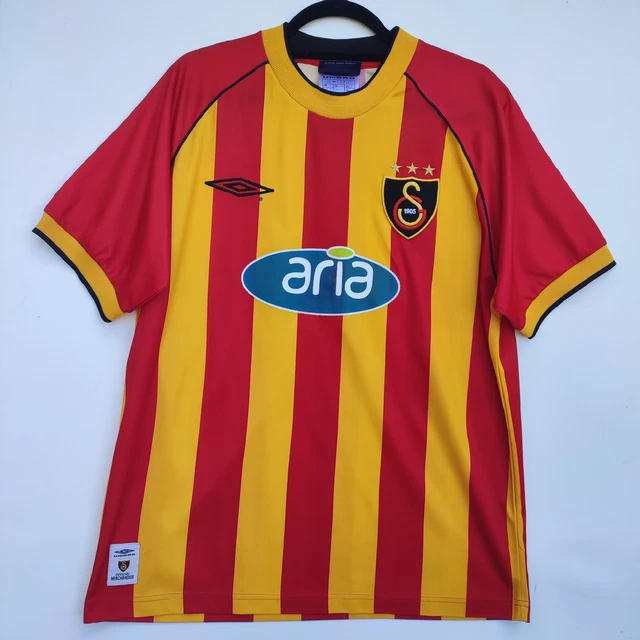 Maillot Galatasaray Third 2002-2003 Umbro XS #11 H.Sas - Or, Vintage Adulte