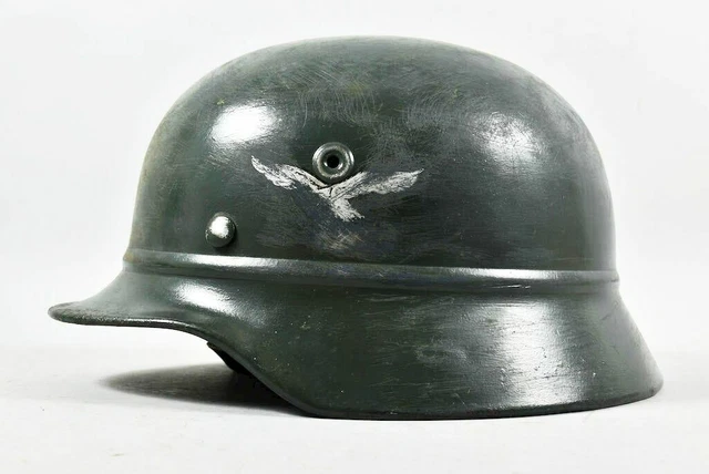 Original Wehrmacht Stahlhelm M40 mit Innenfutter mit orig. Lack, Wk2