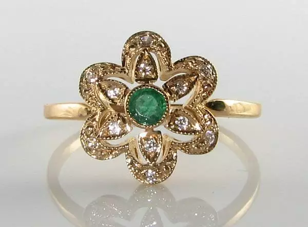 Divine 9K 9Ct Gold Emerald Diamond Art Deco Starburst Ins Ring Free Resize