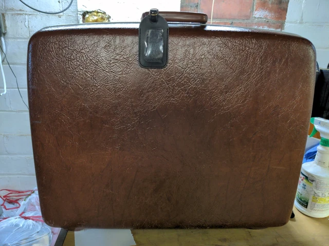 Vintage SAMSONITE Profile Travelers Burgandy Hard Shell Case Suitcase No key