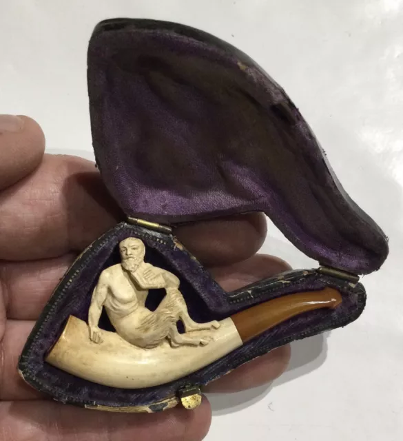 Fume-cigarette,petite pipe écume de mer sculptée représentant le Dieu Pan