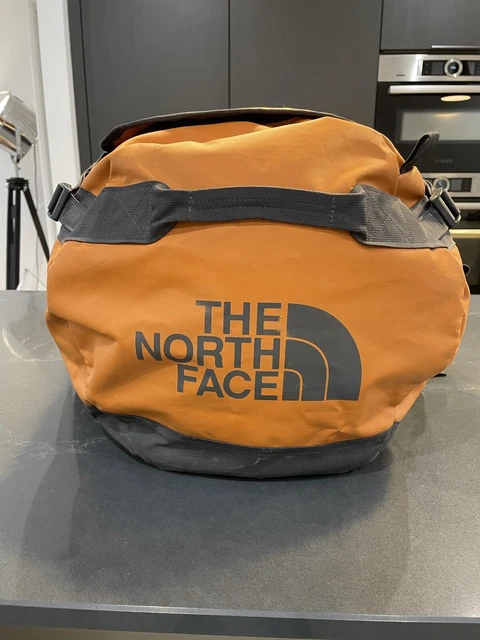 The North Face Base Camp Orange Duffel Bag - Medium ￼71 L