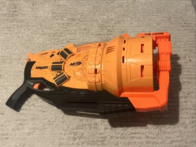 NERF doomlands THE JUDGE toy dart gun LARGE blaster 30 round GREAT CONDITION