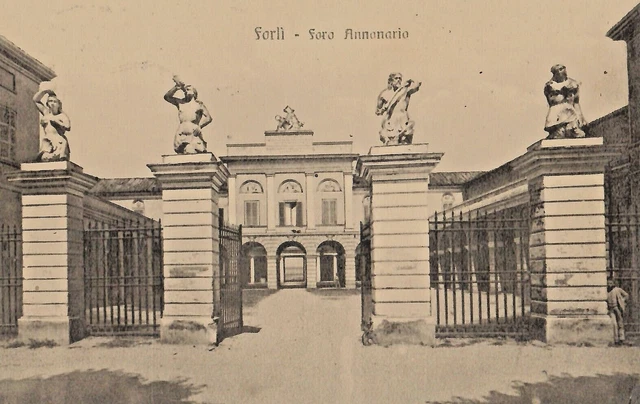Forli - Foro  Annonario -
