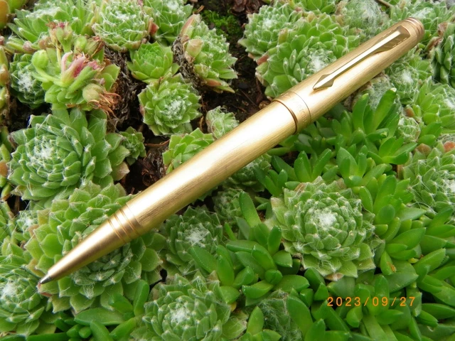 Parker Jotter - Coffret stylo plume et stylo à bille doré - pointe